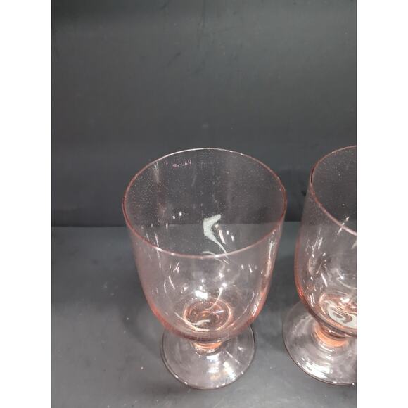 Pink Goblet‎ Glasses, Controlled Bubbles, Set of 2, Mid-Century Barware, Vintage - Picture 5 of 9
